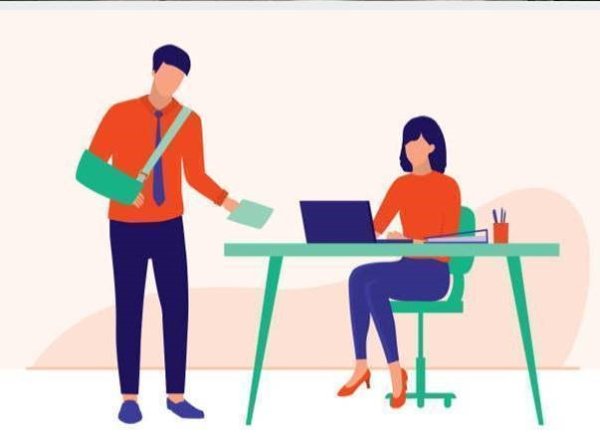 Supervisor at work with employee